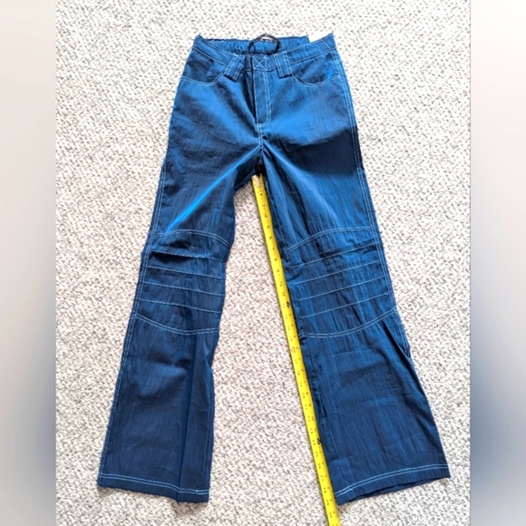 BNWOT Silence+Noise Women's Reflective Jogger/Track Pants with White Stitching - Picture 9 of 13